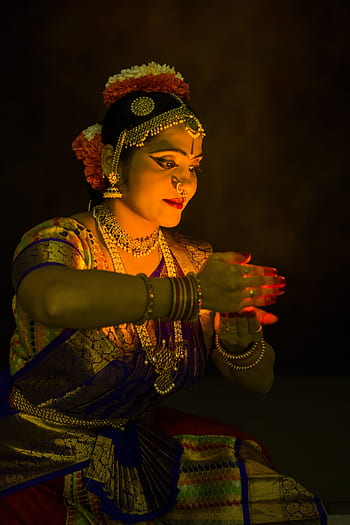 Guru - MAYURA SCHOOL OF BHARATNATYAM, MAYURA ACADEMY OF DANCE
