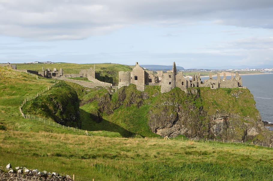 dunluce castle, northern ireland, castle, ireland, dunluce, coast, historic, building, fortress, ancient