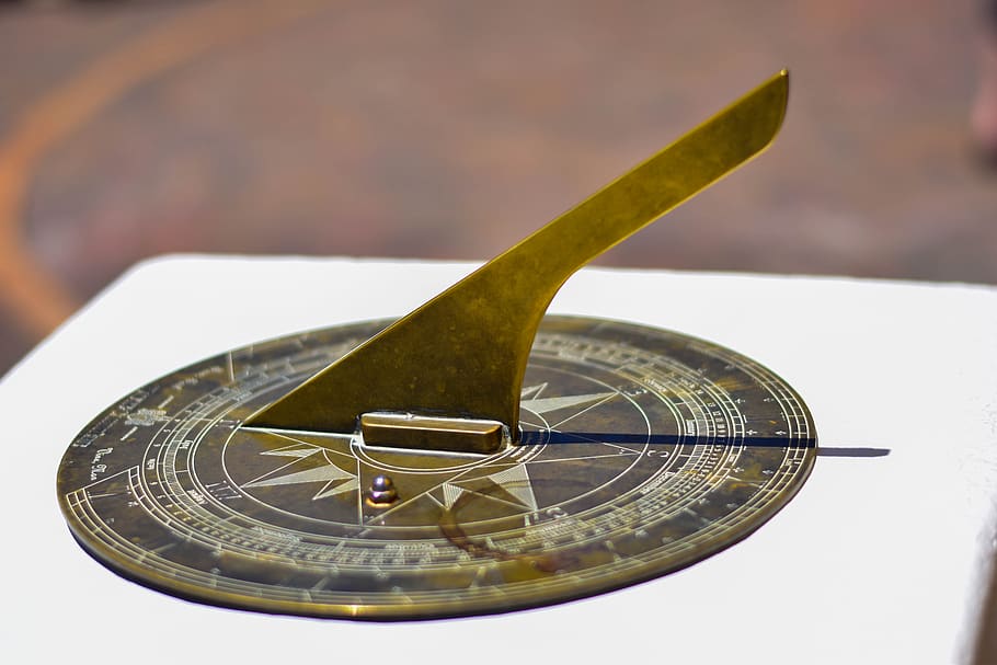 shadow, sundial, historically, dial, instrument, vintage, timepiece, close-up, accuracy, navigational compass