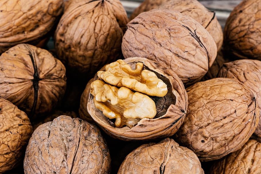 walnuts, nuts, eat, healthy, food, delicious, brown, tasty, nutmeat, shell open