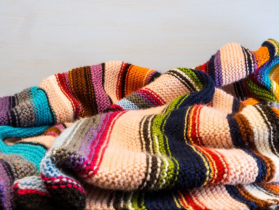 tricô, plano de fundo, cobertor de malha, tricô colorido, bordado, lã, inverno, quente, listras, artesanal