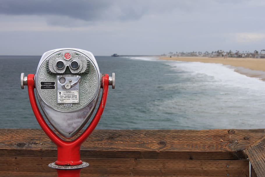 red, gray, tower viewer, facing, seashore, looking glass, ocean, looking, tourism, vacation