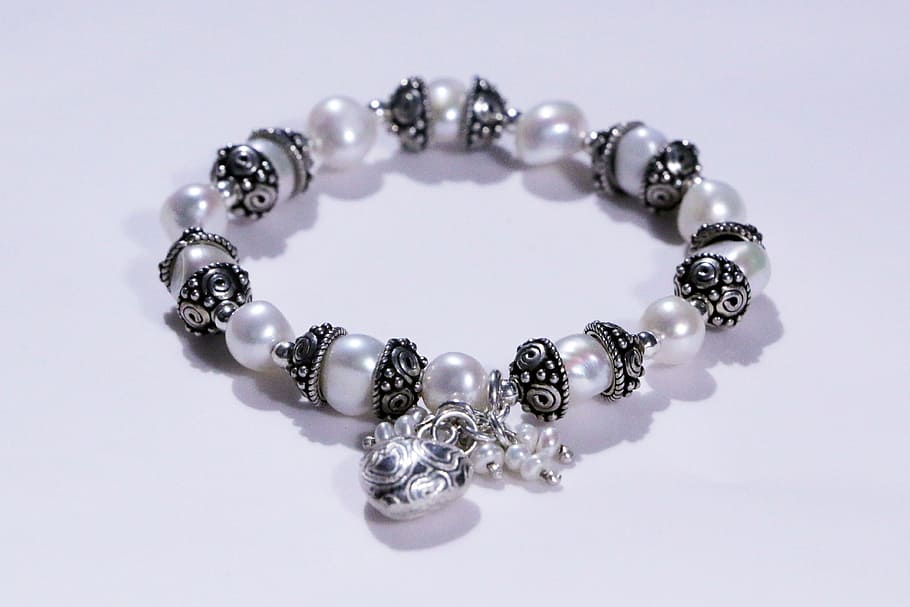 white, pearl necklace, surface, white pearl, white surface, jewelry, bracelet, fantasy, diamond - gemstone, gemstone
