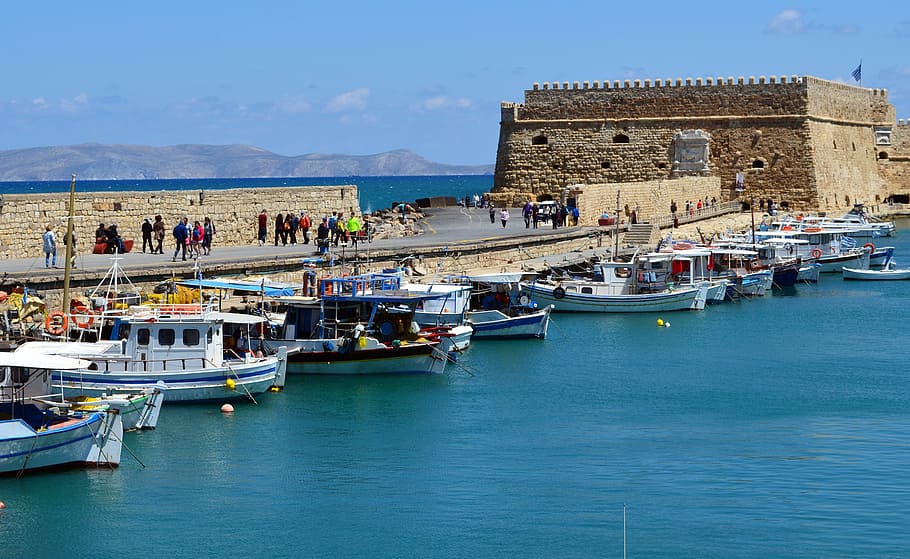 Crete, Iraklion, Venetian, Port, venetian port, fishing boats, greece, mediterranean, ship, architecture