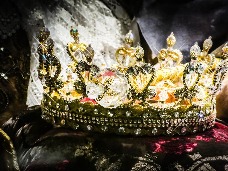 mahkota berwarna emas, mahkota, emas, kerajaan, kemewahan, raja, dekorasi, heraldik, vintage, perhiasan