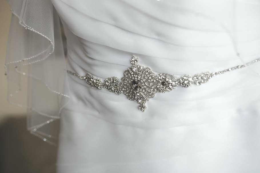 dress, wedding, decoration, details, white, silver, close up, macro, jewelry, necklace