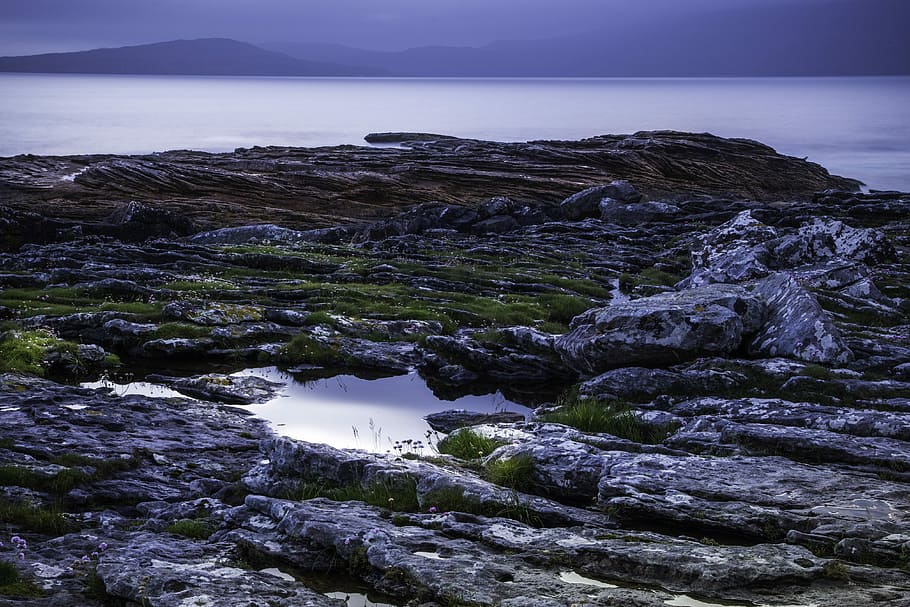 Isle Of Skye, Night, Elgol, Skotlandia, dataran tinggi dan pulau-pulau, pantai, batu, sinar bulan, air, danau