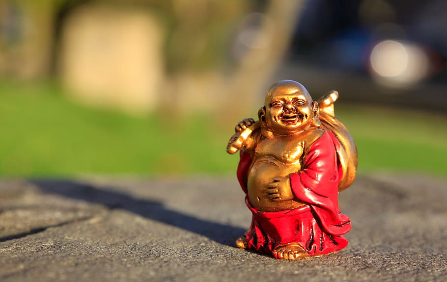 selective, focus photography, laughing, buddha figurine, buddha, statue, religion, temple, face, buddhism