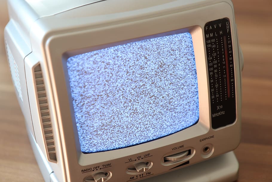 tv, crt tube tv, image noise, cult, retro, analog, rca, scart, antenna, antenna tv