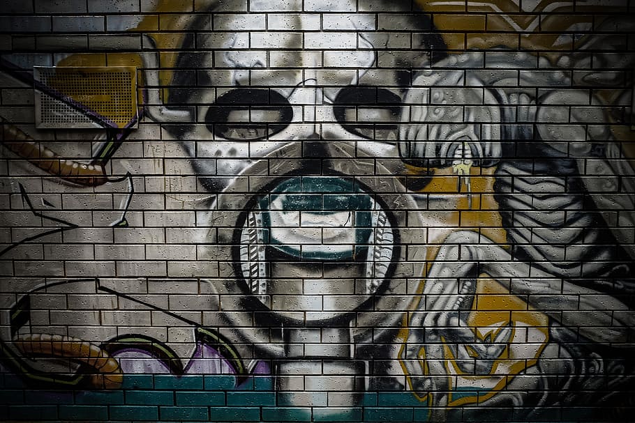illustration of skull, graffiti, wall mural, street art, urbex, colors, industrial, alien, art, robot