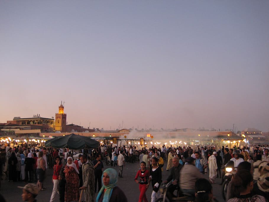 people, gathered, area, fire, marrakech, town center, medina, abendstimmung, crowd, islam