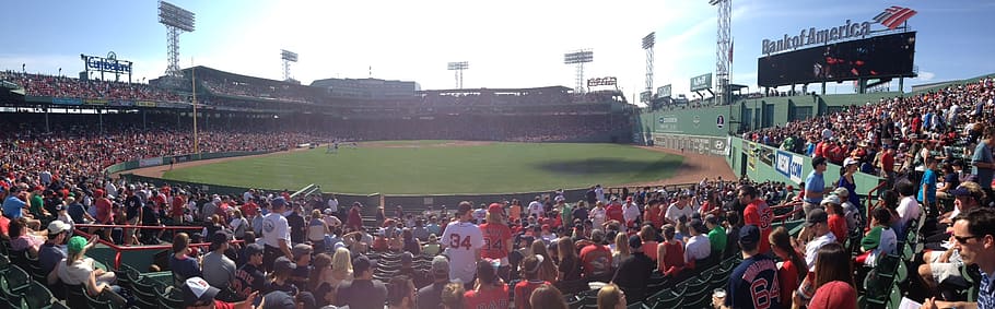 fenway park, baseball diamond, baseball game, the green monster, crowd, group of people, large group of people, real people, spectator, stadium