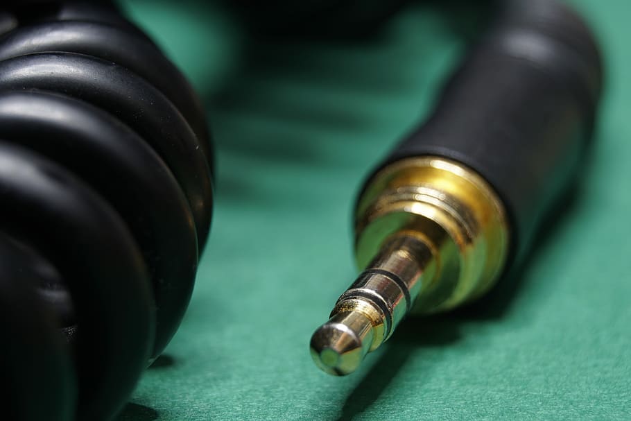 Connector, Audio, Cable, Headphones, jack, audio cable, gold colored, close-up, indoors, table