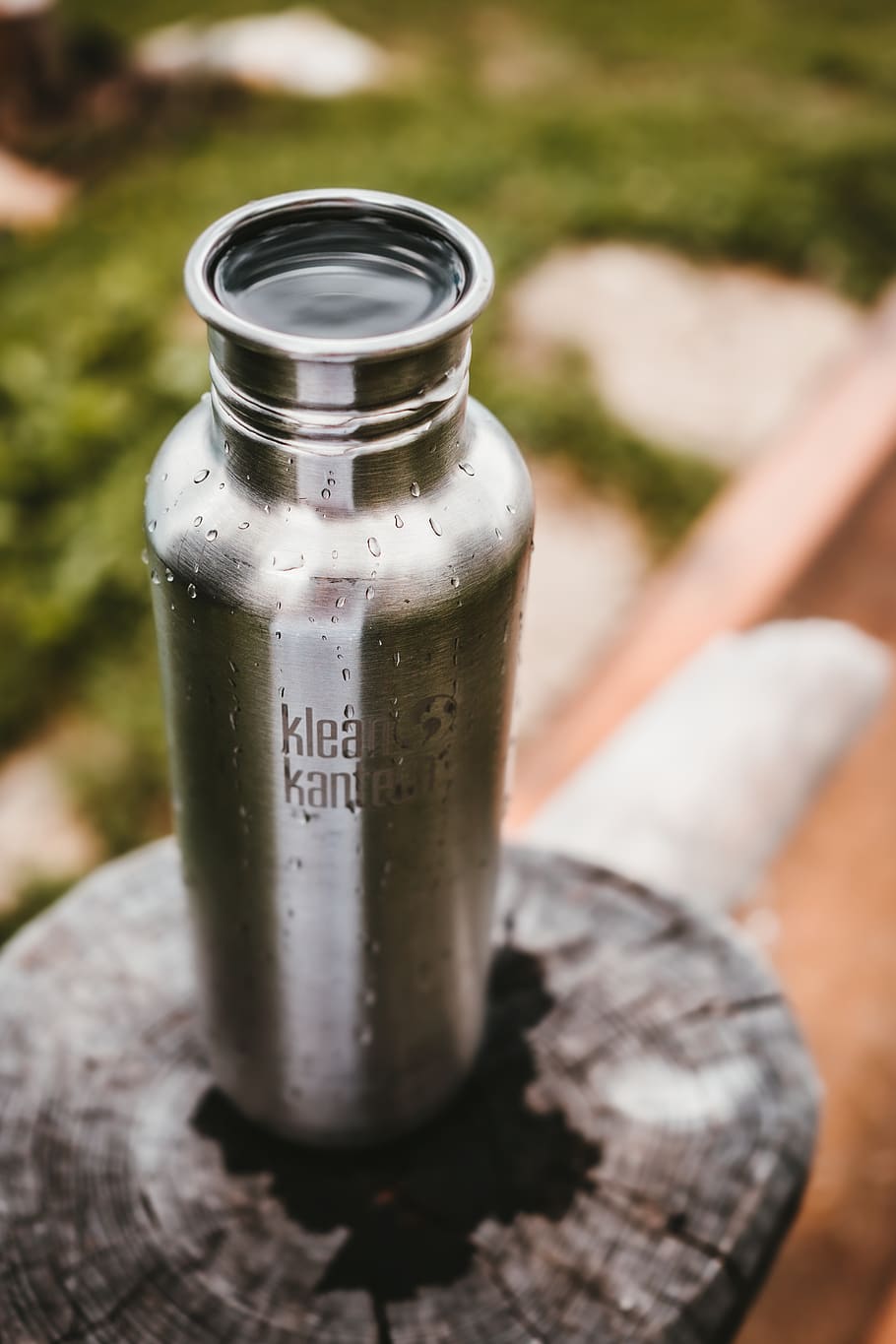 clean kanteen, metal bottle, bottle, water bottle, stainless steel, sustainability, plastic avoid, drink, thirst, hiking