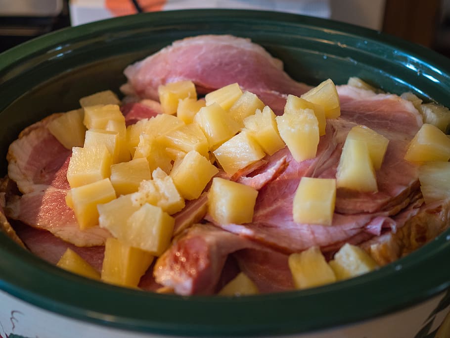 ham, pineapple, crock pot, slow cook, meat, fruit, cooked, dinner, hearty, pig