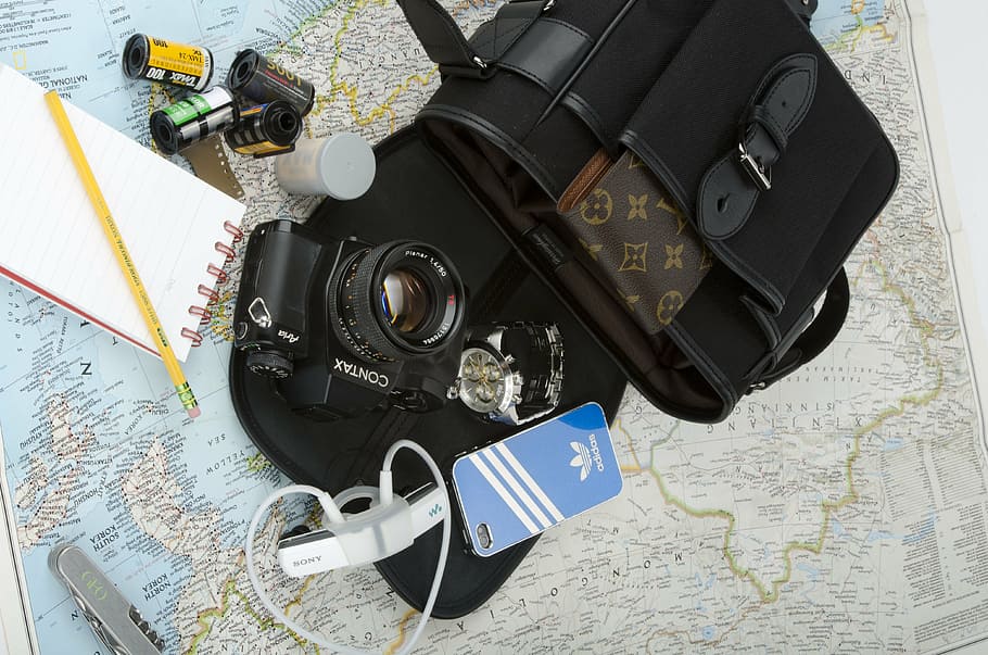 black, bridge camera, smartphone, shoulder bag, kamaera, travel, map, film, contax, iphone