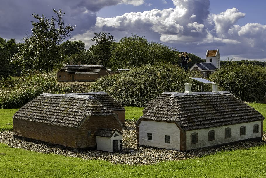 daugbjerg minilandsby, miniatura, atração nas proximidades, daugbjerg, vila em miniatura, nuvens, igreja, dinamarca, planta, árvore