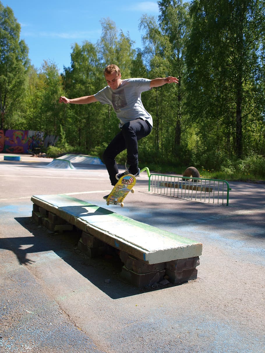 skate, board, sports, jump, skateboard, full length, jumping, mid-air, one person, skill