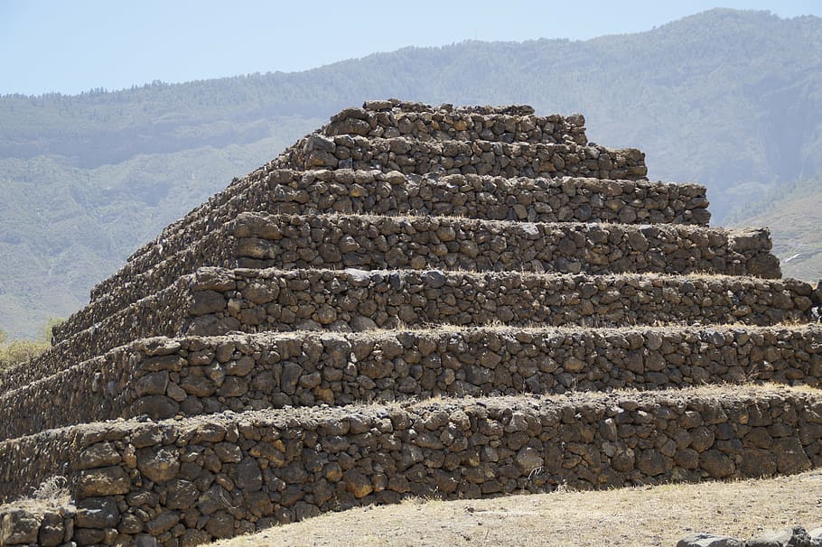 pirámide, güimar, pirámide de escaleras, renovada, tenerife, guanches, excavación, arqueología, tiempos antiguos, alta cultura