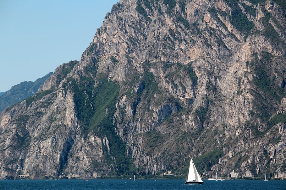 garda, italia, danau, lanskap, gunung, olahraga air, olahraga, surfer, selancar angin, berlayar