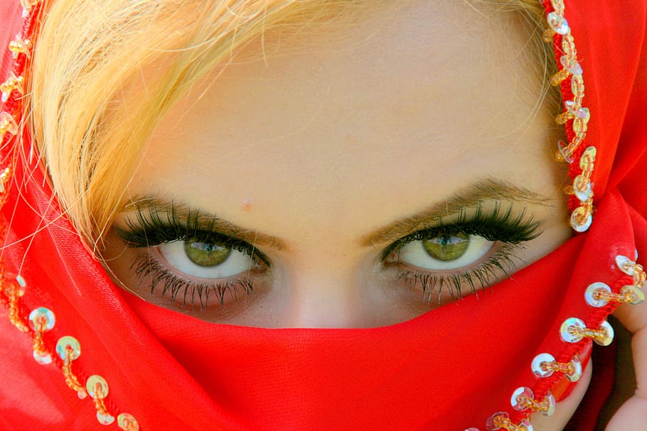 wanita, menutupi, wajah, merah, tekstil, mata cokelat, gen, hijau, arab, pewarnaan