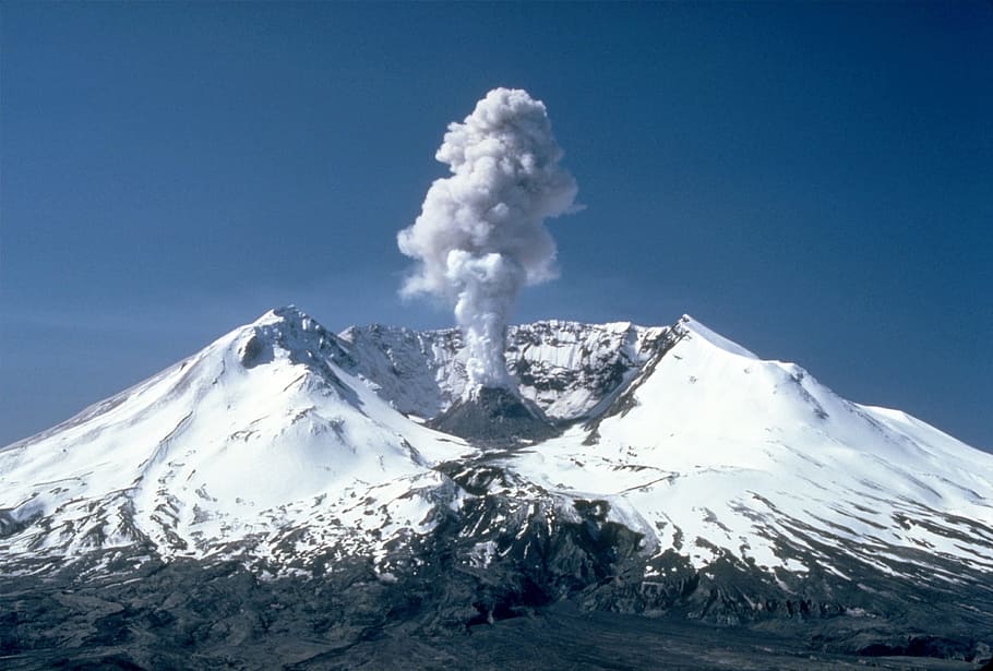 smoke, coming, snow, capped, mountain, blue, sky, cover, mount st helens, volcanic eruption