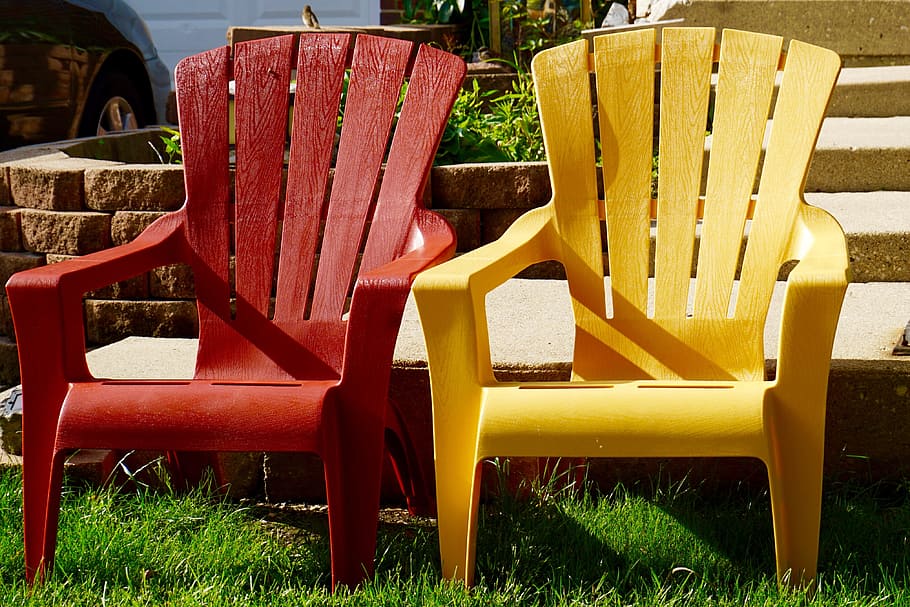 kursi, di luar rumah, bersantai, musim panas, warna-warni, merah, kuning, cerah, pinggiran kota, halaman