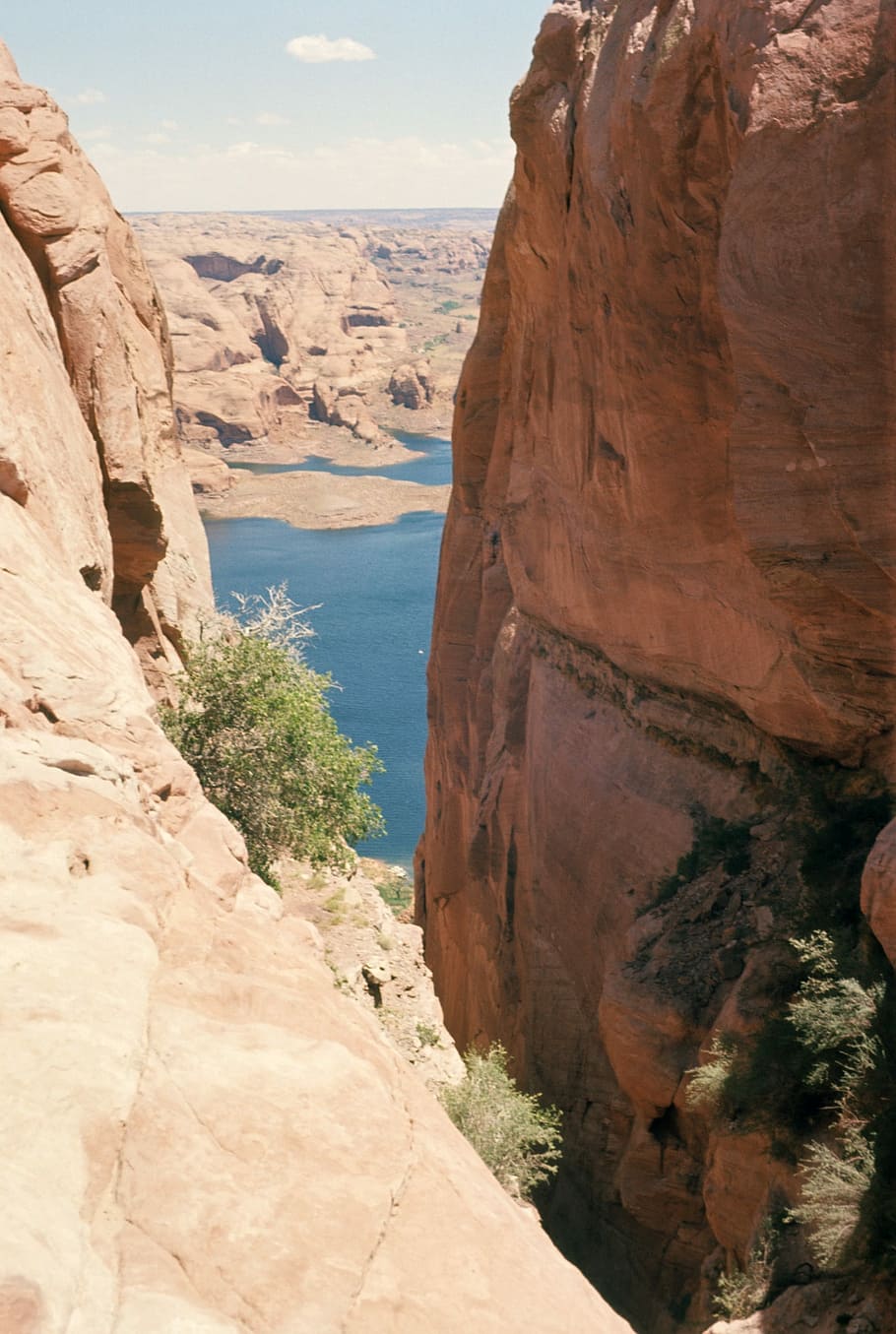utah, lake powell, hole-in-the-rock, pioneer, rock, rock formation, rock - object, solid, scenics - nature, beauty in nature