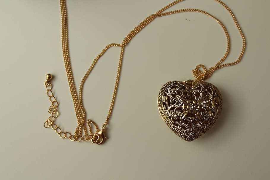 chain, gold, jewellery, gold chain, old, vintage, jewelry, indoors, necklace, still life