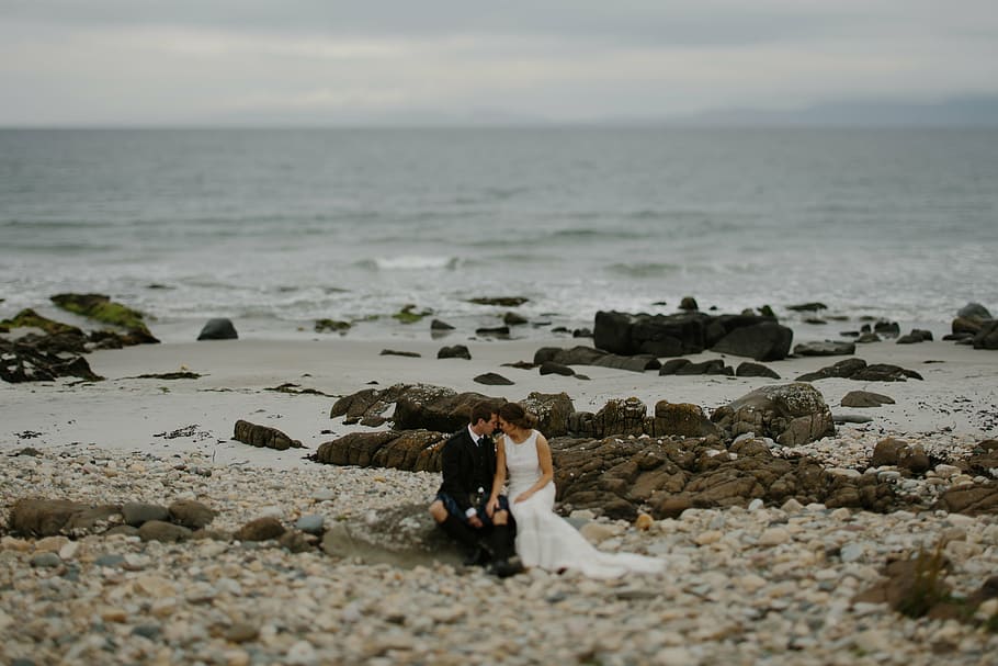 groom, bride, beach, sea, ocean, water, waves, nature, rocks, sand