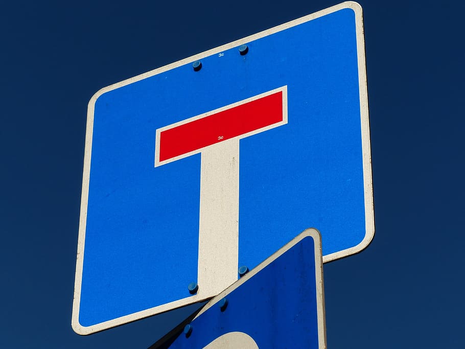 Escudo, señal de tráfico, letrero de calle, reglas de la carretera, callejón sin salida, regla, azul, símbolo de flecha, dirección, orientación