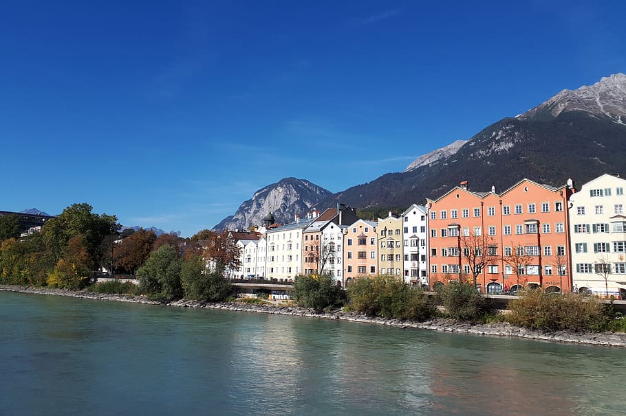 Innsbruck, Tirol, posada, panorama, casas, paisaje urbano, austria, montañas, fila, agua