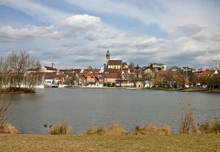 Böblingen, ciudad, lago, iglesia, casas, vistas a la ciudad, agua, aguas, centro de la ciudad, campanario