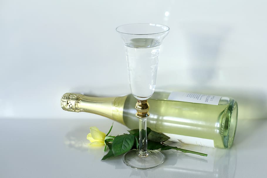 botol, gelas anggur batang panjang, prosecco, bahagia, sampanye, mawar, keberuntungan, hari tahun baru, prost, botol anggur bersoda