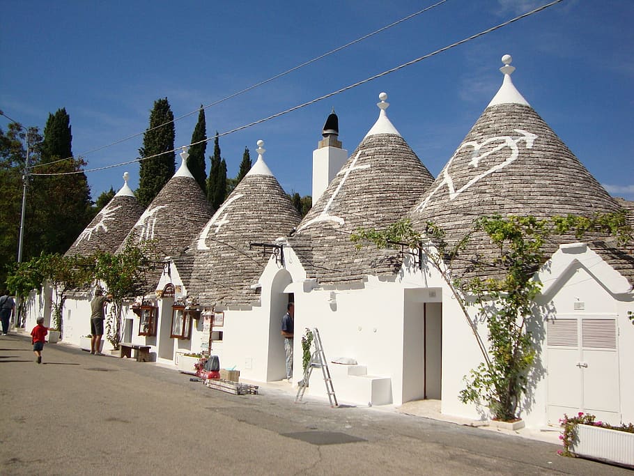 white, concrete, house, daytime, italy, alberobello, houses, homes, buildings, structures