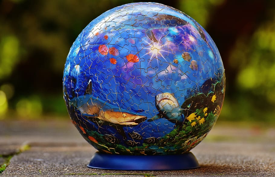 jigsaw puzzle globe decor, puzzle ball, underwater world, fish, shark puzzle, play, tricky, patience games, toys, puzzle piece