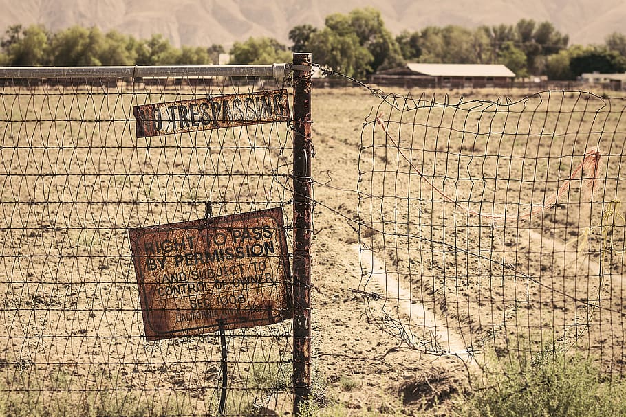Rural, Rust, Sign, No Trespassing, Fence, farm, country, rural Scene, agriculture, barbed Wire