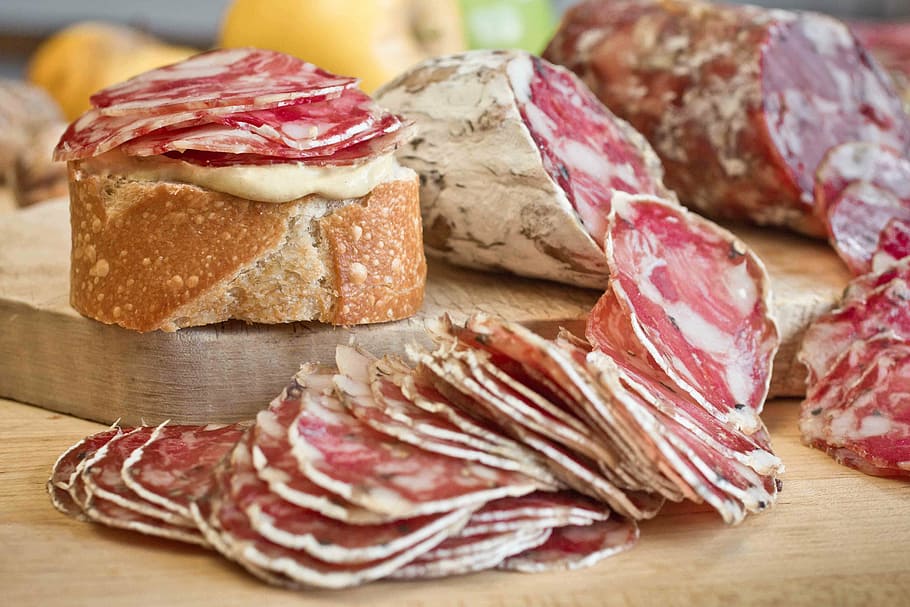 salami slices, bread, delicatessen, sausage, power, food and drink, food, freshness, meat, indoors
