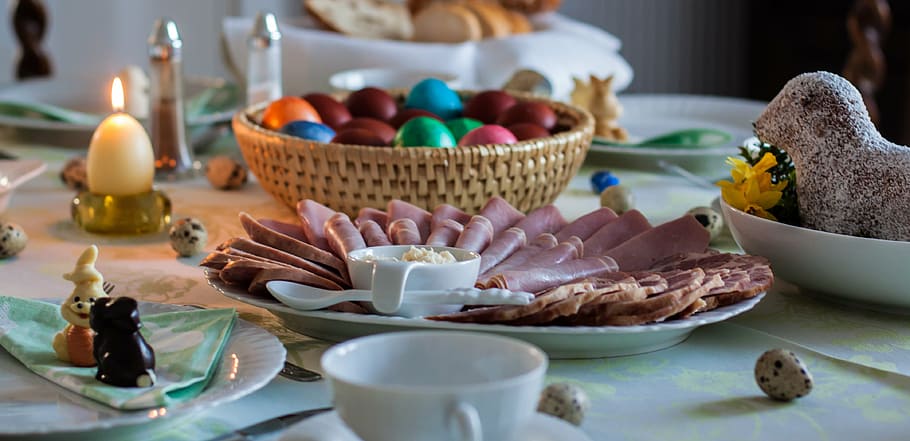 sliced, ham, plate, easter breakfast, easter, table, covered, festival, families, gedeckter table