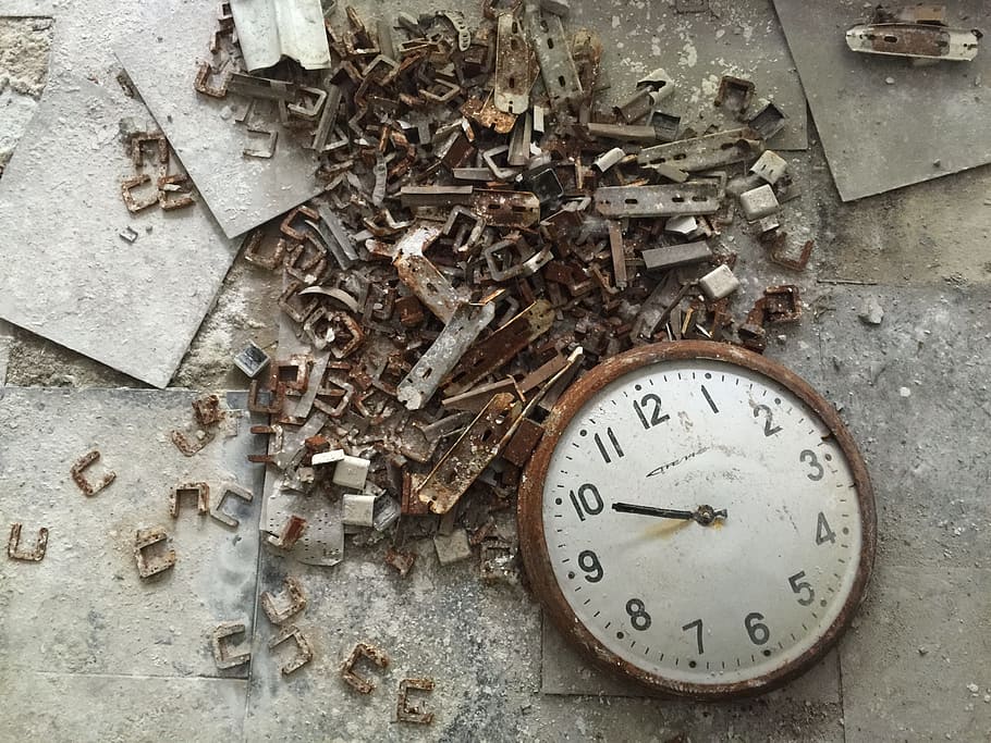 round, white, analog clock, 10:00, Chernobyl, Pripyat, Europe, Disaster, radioactive, power
