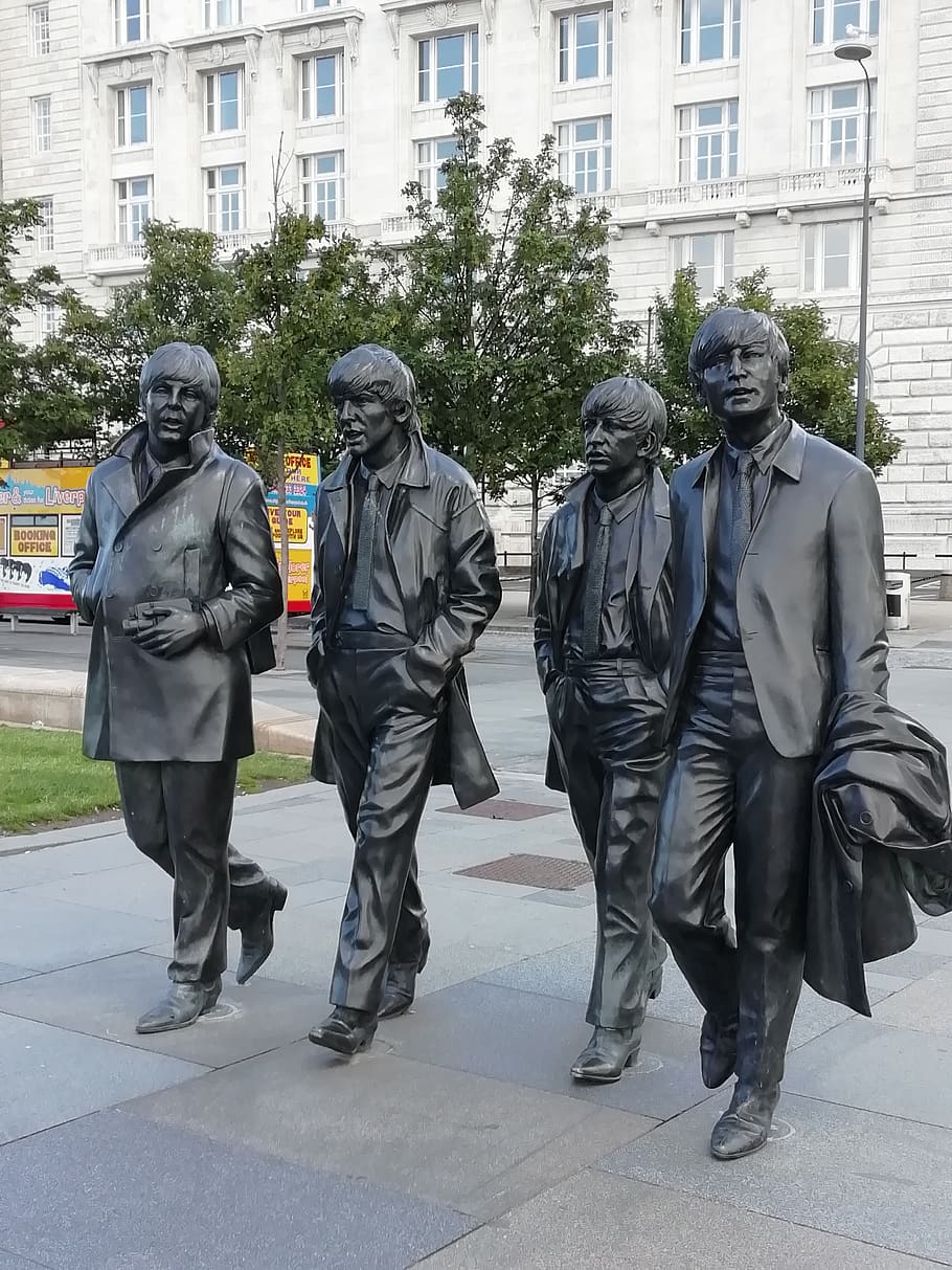 liverpool, the beatles, cruise, places of interest, tourist, travel, vacations, tourism, group of people, full length