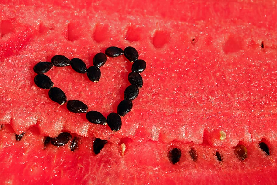 closeup, foto, semente de melão de água em forma de coração, em forma de coração, melancia, semente de melão, fruta, vermelho, polpa, núcleos