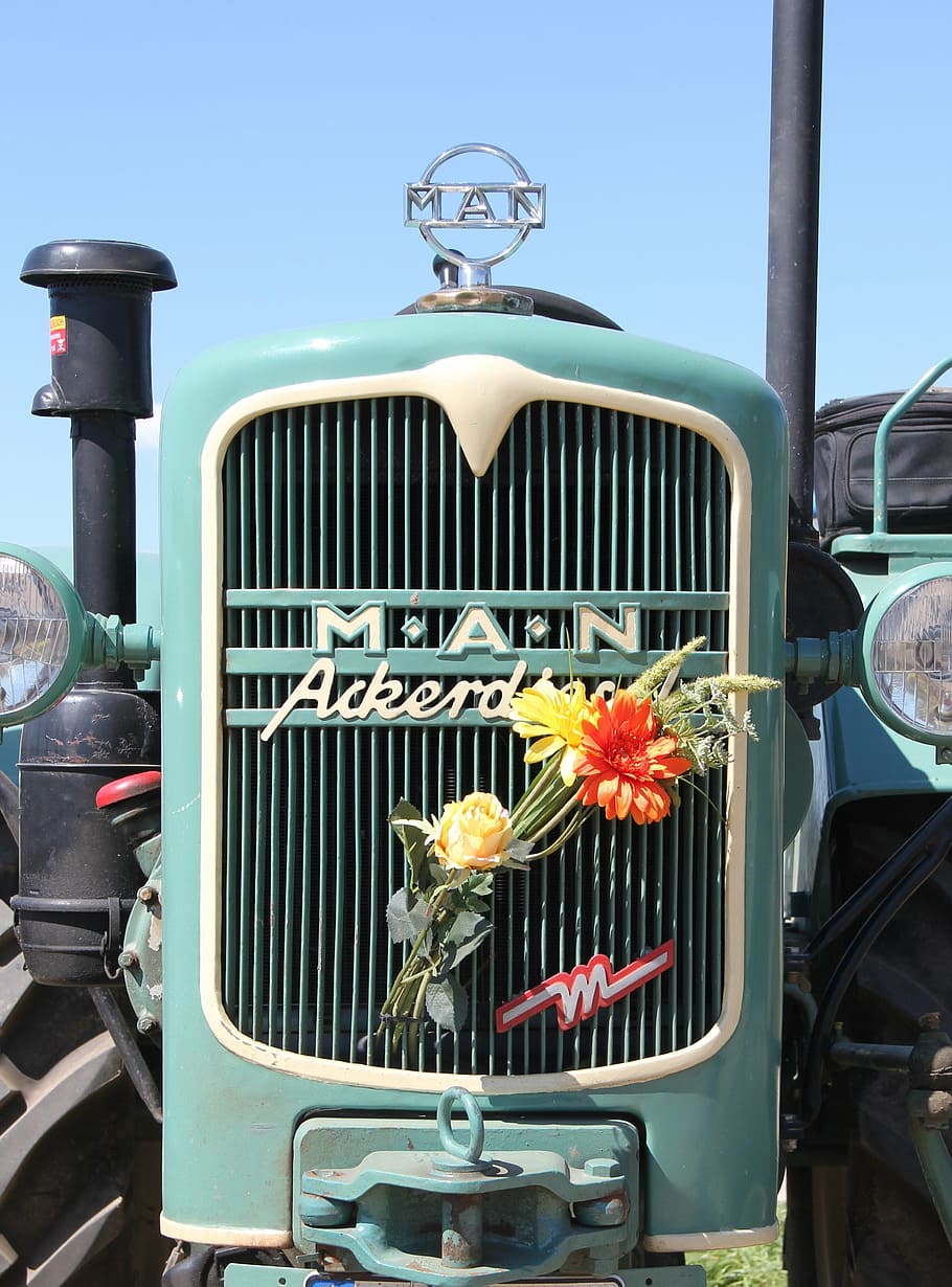 one-acre diesel, historically, tractor, tractors, detail, grille, close, green, well maintained, functional