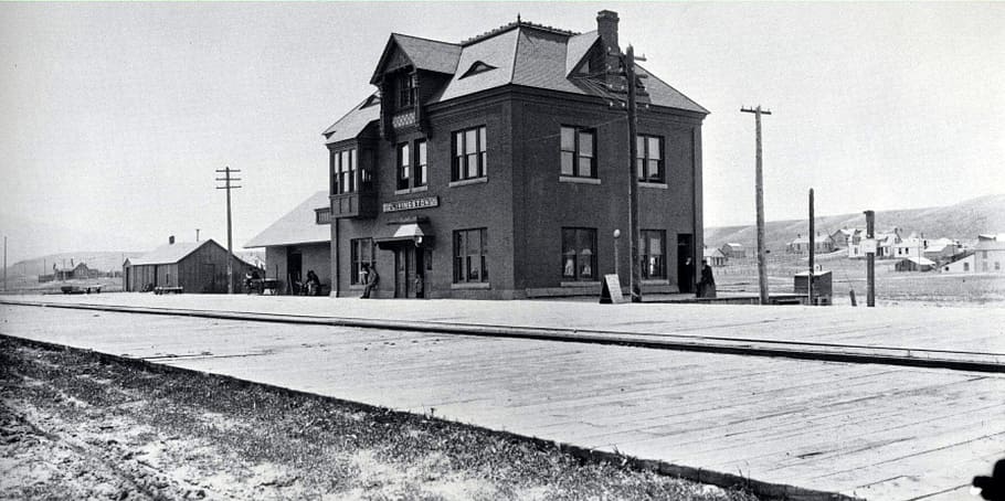 depot livingston nprr, 1894, Second, Livingston, Depot, Montana, bangunan, domain publik, stasiun, model tahun