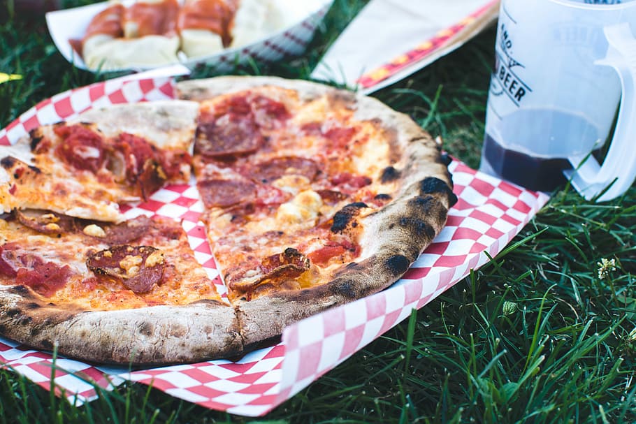 pizza salami, grass, Pizza, Salami, close up, green, italian, PNW, red, food