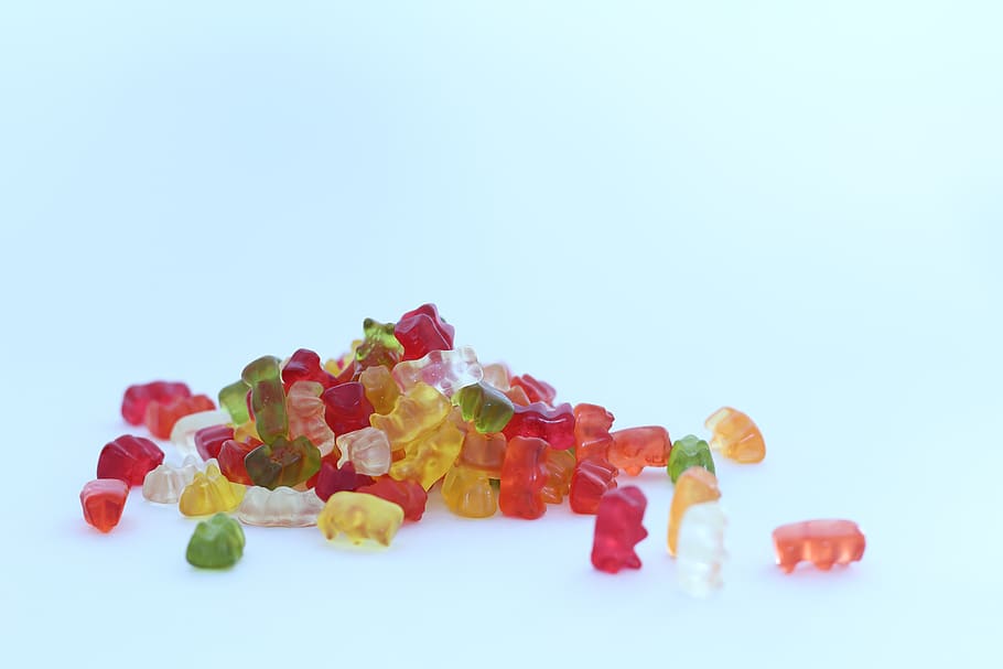 gummi bears, jelly beans, colourful, sweets, jellybeans, candy, haribo, studio shot, large group of objects, multi colored
