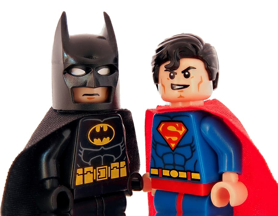 batman, superman, minifiguras de lego, lego, superhéroe, héroe, rápido, fuerte, super, capa