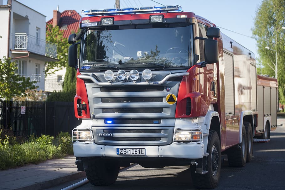 brigada de incêndio, caminhão de bombeiros, fogo, caminhão, resgate, emergência, veículo, bombeiro, brigada, vermelho