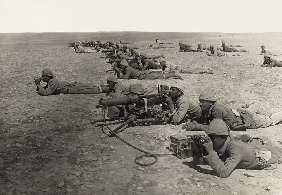 gray, scale photography, soldier, crawling, field, machine gun, soldiers, front, troops, world war i