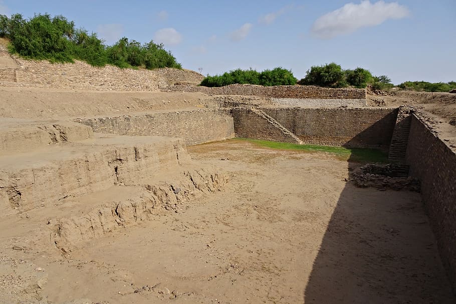 dholavira, situs arkeologi, penggalian, tandon air, khadirbet, kutch, kotada timba, reruntuhan, kuno, peradaban lembah indus